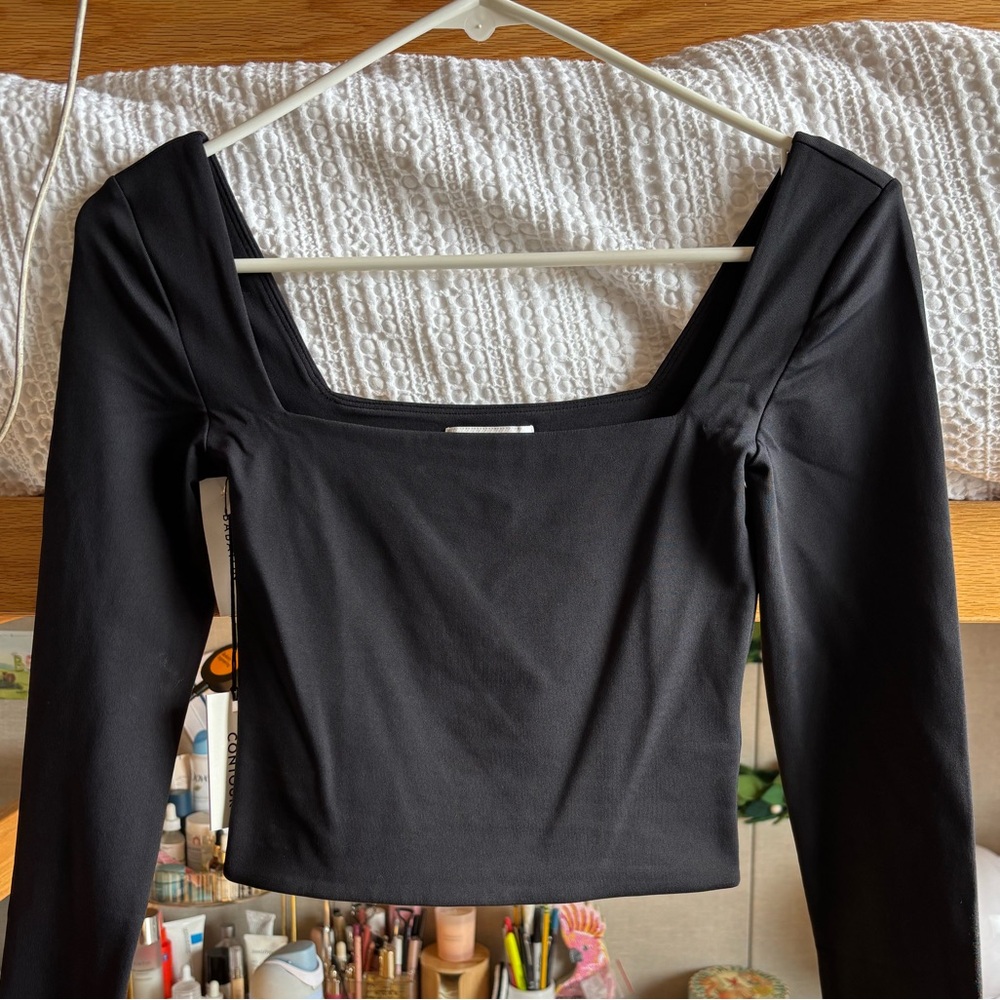 Aritzia contour square neck top new with tags
